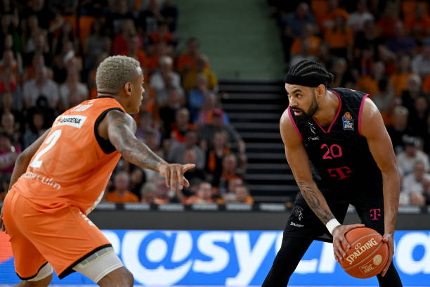 球员而言 球员而言