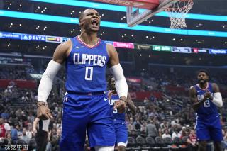 球迷们将拭 球迷们将拭