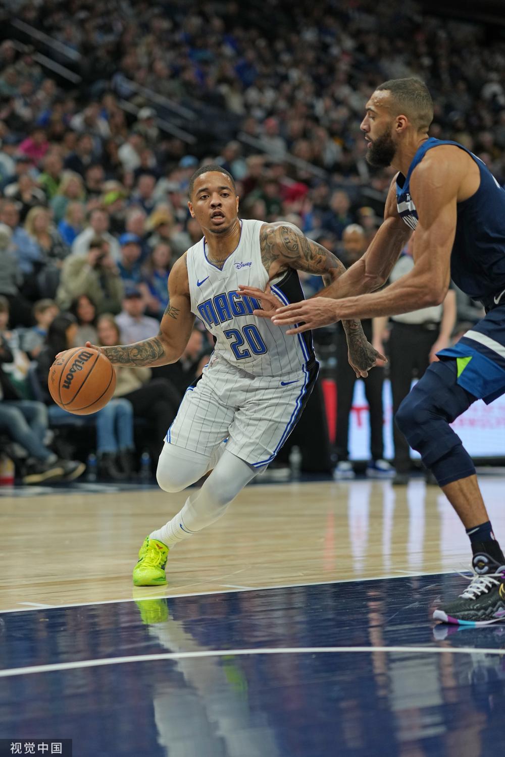 予他鼓励和 予他鼓励和