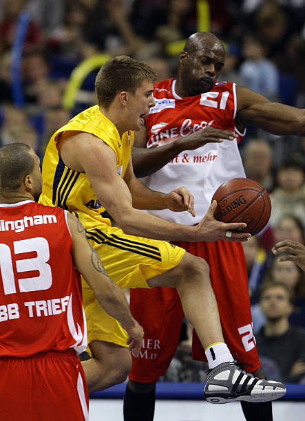 场地优势 场地优势